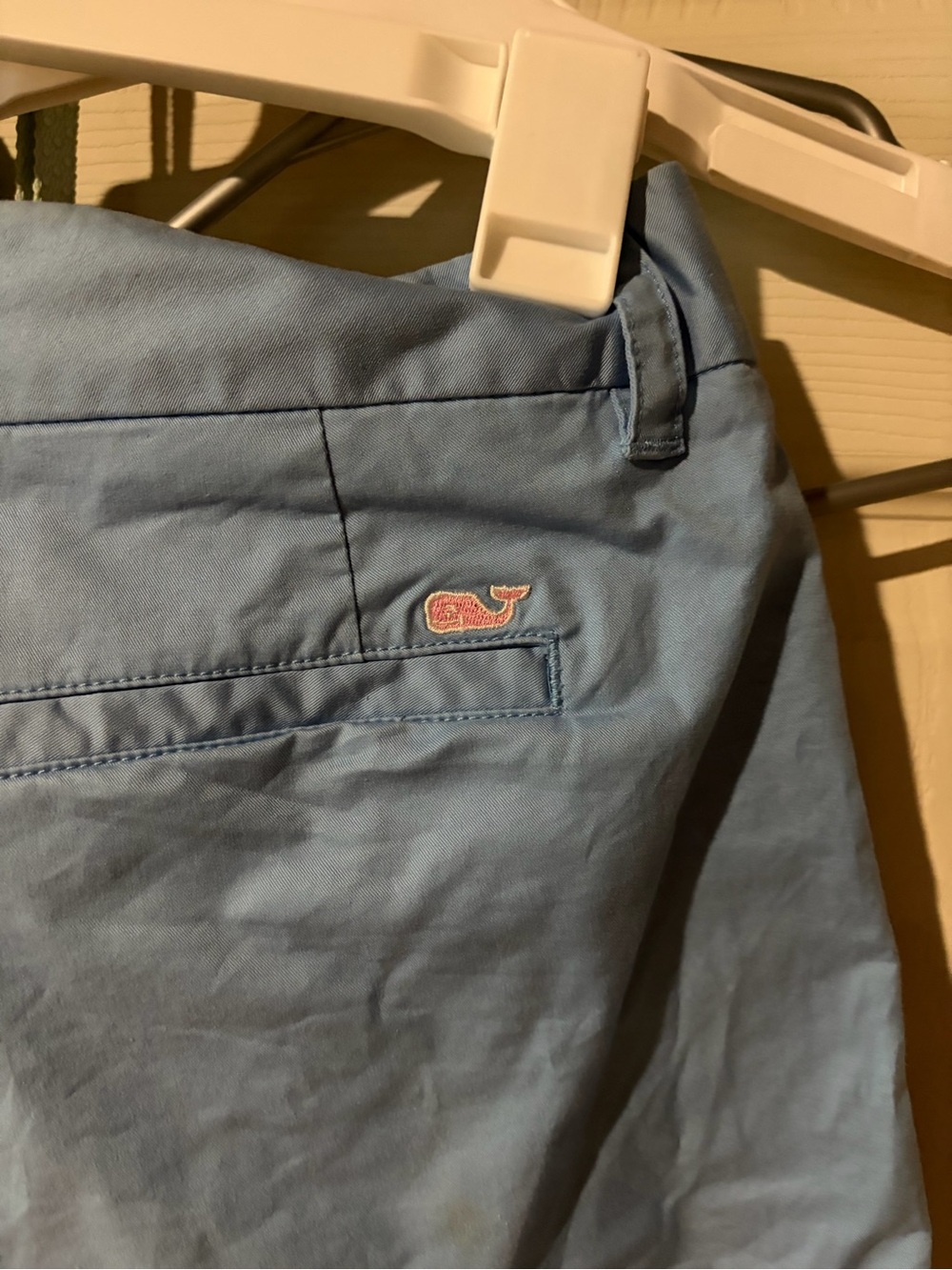 Vineyard Vines Men’s Light Blue Flat-Front Stretch Shorts - Picture 4 of 4